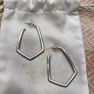 Kendra Scott Lonnie silver hoop earrings